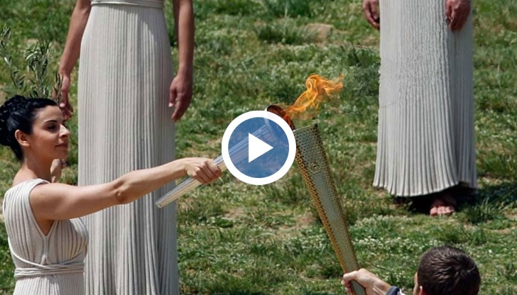 Неизвестен мъж беше арестуван от бразилската полиция в опит да открадне факела с олимпийския огън