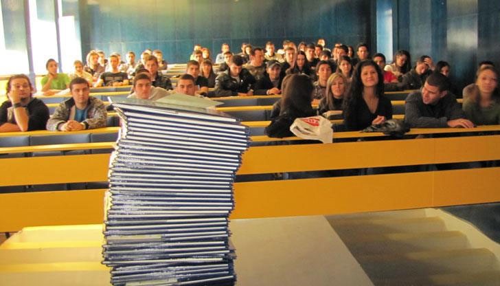 За улеснение на директорите на училища е качен календар със стъпките след влизането на закона в сила За улеснение на директорите на училища е качен календар със стъпките след влизането на закона в сила