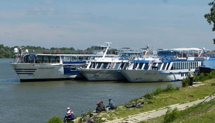 До момента край града вече са акостирали 111 плавателни съда и повече от 13 700 пътници До момента край града вече са акостирали 111 плавателни съда и повече от 13 700 пътници