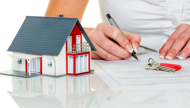 Забранява се на банките да събират такси и комисиони, като например за одобрение и усвояване на кредит и за неговото управление