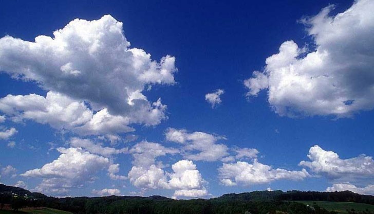 Утре облачността ще бъде променлива, максималните температури ще са между 23° и 28° Утре облачността ще бъде променлива, максималните температури ще са между 23° и 28°