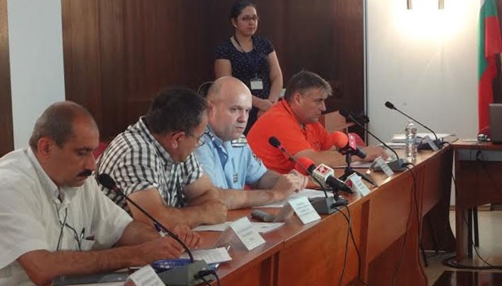 Заседанието беше председателствано от г-н Валентин Колев – заместник областен управител на област Русе