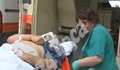 Екипи от ВМА спасяват тежко пострадалия Боян Петров