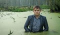 Ученик си направи фотосесия в блато