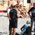 Полицаи принудиха жена да съблече буркините на плажа
