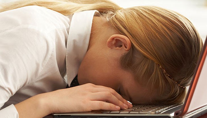 Две поредни съботи ще са работни, за сметка на четиридневни ваканции