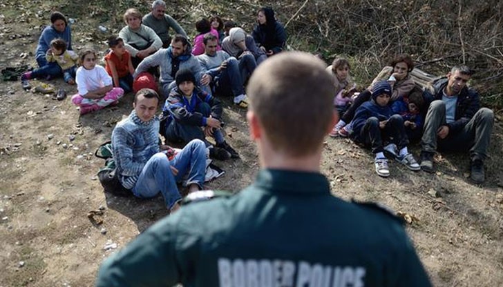 Въпреки командированите гранични полицаи, военни и подкреплението от "Фронтекс" МВР разчита на помощ от населението в граничните райони