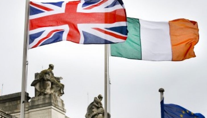 Броят на молбите за ирландски паспорт от страна на британски поданици се е увеличил със 73%