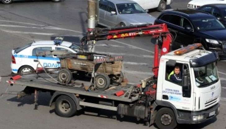 Сега се конфискуват каруците на нарушителите, но това не решава проблема Сега се конфискуват каруците на нарушителите, но това не решава проблема