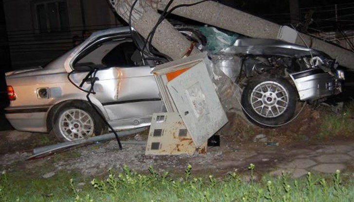 Шофьорът е бил с 1.57 промила алкохол, разминал се е само с охлузвания / Снимката е илюстративна Шофьорът е бил с 1.57 промила алкохол, разминал се е само с охлузвания / Снимката е илюстративна