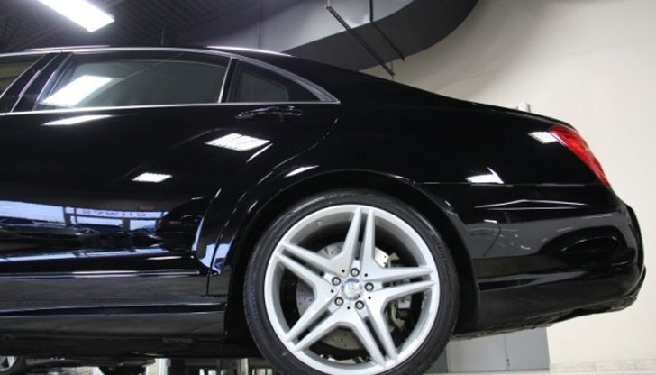 Най-скъпите и модерни коли, които се запалват без ключ, само с докосване с пръста, вече могат да се крадат за броени секунди Най-скъпите и модерни коли, които се запалват без ключ, само с докосване с пръста, вече могат да се крадат за броени секунди