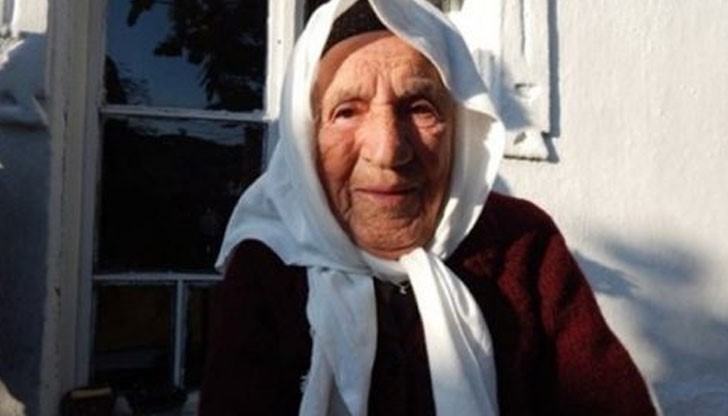 Магдалена Домусчиева почина месец преди да навърши 104 години