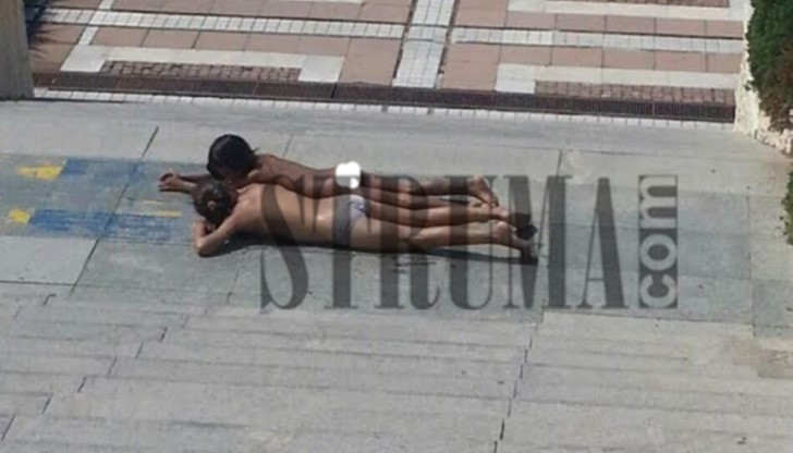 Нудистките си носят и сапун за банята