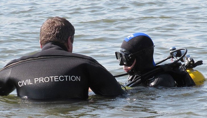 Подновено е издирването на мъжа, който вчера следобед изчезна във водите на Дунав