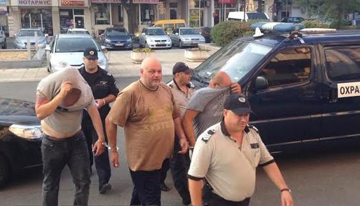 Адвокат Марковски защитава тримата мъже, обвинени в каналджийство, които бяха арестувани преди три дни при зрелищна акция