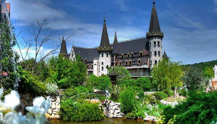 Яд ме е, че помагате на един да укрива данъци, а оставяте други да живеят в забвение с по 400 лв заплата в културните институти