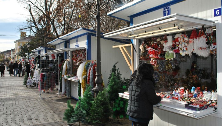Община Русе е пуснала обявление за отдаване под наем на павилионите на желаещите търговци