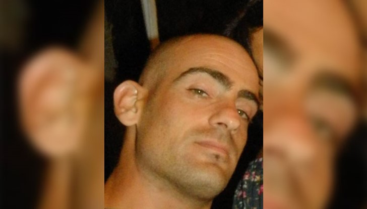 Не наемайте този наглец и не го допускайте в домовете си!