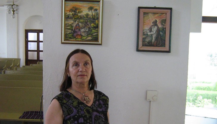 Самостоятелната изложба на Йорданка Нешева ще продължи до 12 септември Самостоятелната изложба на Йорданка Нешева ще продължи до 12 септември