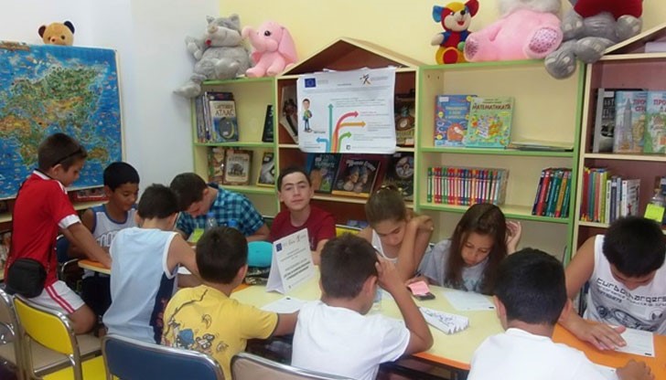 Програмата се осъществява по проект  „Мейкърспейс - Фабрика за идеи, знания и мечти „Русе и децата“