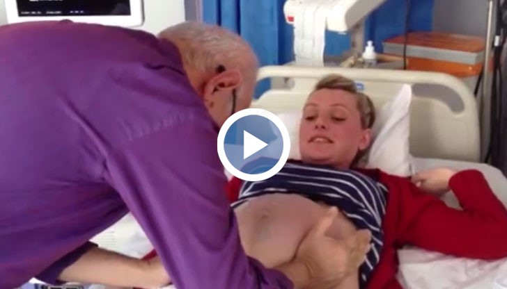 Този опитен лекар си помага с ръце, за да обърне бебето вътре в майчината утроба