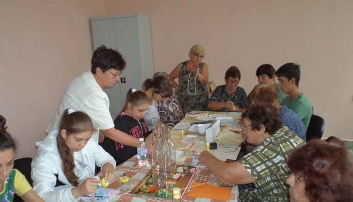 Идеята е децата да усвоят уменията и опита на по-възрастните хора