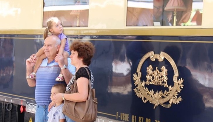 Заради паспортната проверка в Гюргево, историческият трен закъсня с повече от половин час