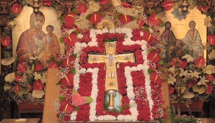 Празникът днес е посветен на християнските светци мъченици Св. 7 мчци братята Макавеи, Св. Соломония