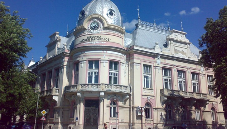 Щедрият дарителски жест е на семейството на най-малкия син на акад. Арнаудов – Петър Арнаудов Щедрият дарителски жест е на семейството на най-малкия син на акад. Арнаудов – Петър Арнаудов