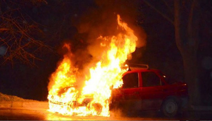 Пожарникарите са потушили запалване на кола в местността „Христо Македонски“/ Снимката е илюстративна