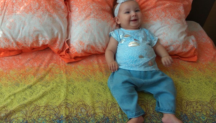 Габи има Спинална мускулна атрофия, без лечение може да не доживее втората си годинка