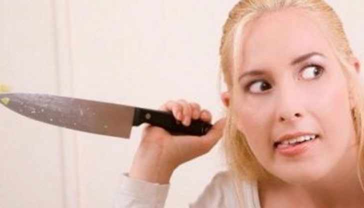 Накарали те да махнеш всички жени от фейсбука си, просто стой далече... Накарали те да махнеш всички жени от фейсбука си, просто стой далече...