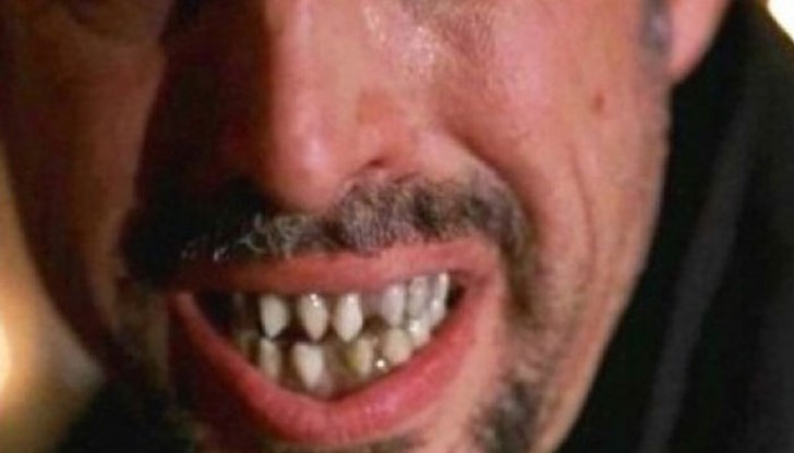 Жената направила му забележка, бива зашлевена през лицето Жената направила му забележка, бива зашлевена през лицето