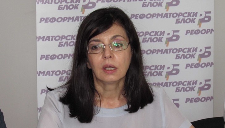 11,1 млн. лв. струва на бюджета на Министерство на образованието и науката съкращаването на учителите 11,1 млн. лв. струва на бюджета на Министерство на образованието и науката съкращаването на учителите