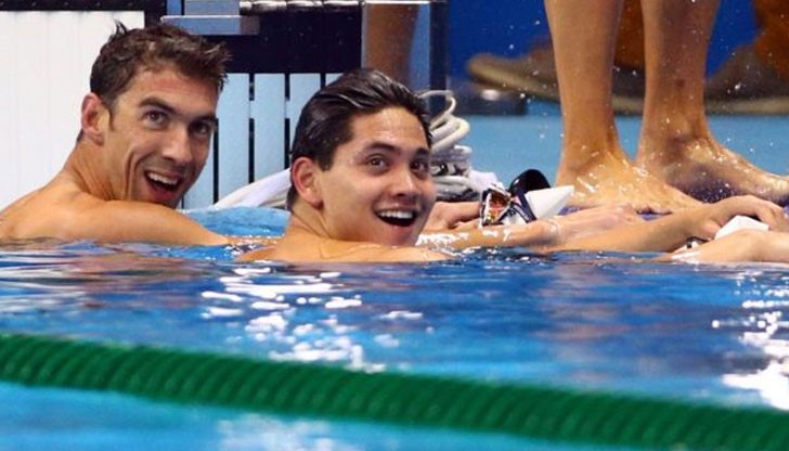 Фелпс се оплака от преумора преди финала и призна, че вече излиза трудно от басейна Фелпс се оплака от преумора преди финала и призна, че вече излиза трудно от басейна