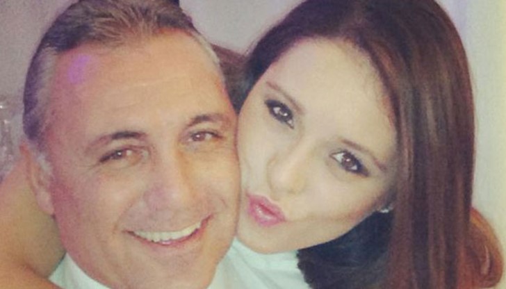 Жертвата съвсем не е удареният фотограф, жертвата е една легенда, дала много на народа ни