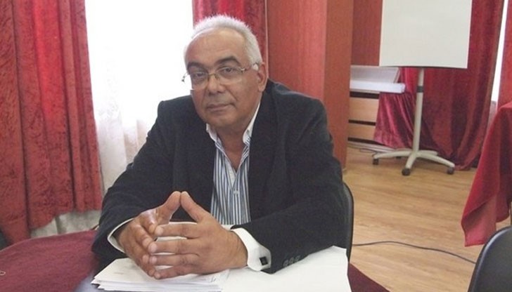 Все още не са излезли кръвните проби. От тях зависи какво решение ще взема, заяви кметът на Карнобат Все още не са излезли кръвните проби. От тях зависи какво решение ще взема, заяви кметът на Карнобат