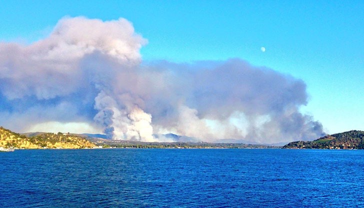 Градчето Лоуър Лейк има над 1300 жители, като много от тях са загубили цялото си имущество