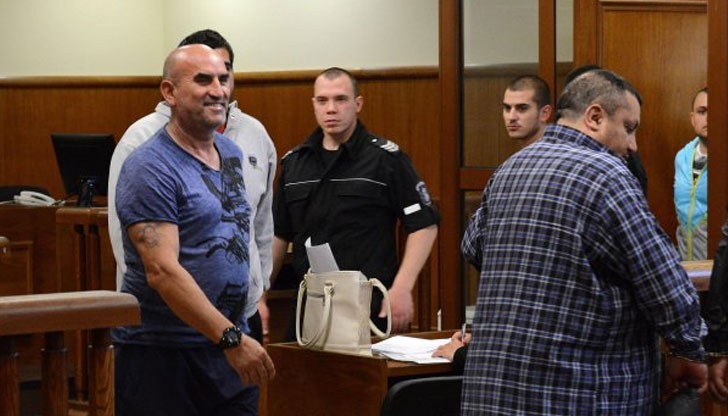 Кметът на врачанското село Галиче Ценко Чоков утре излиза от ареста Кметът на врачанското село Галиче Ценко Чоков утре излиза от ареста