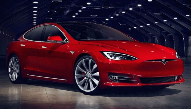 Model S ускорява от 0 до 100 км/ч за по-малко от 3 секунди