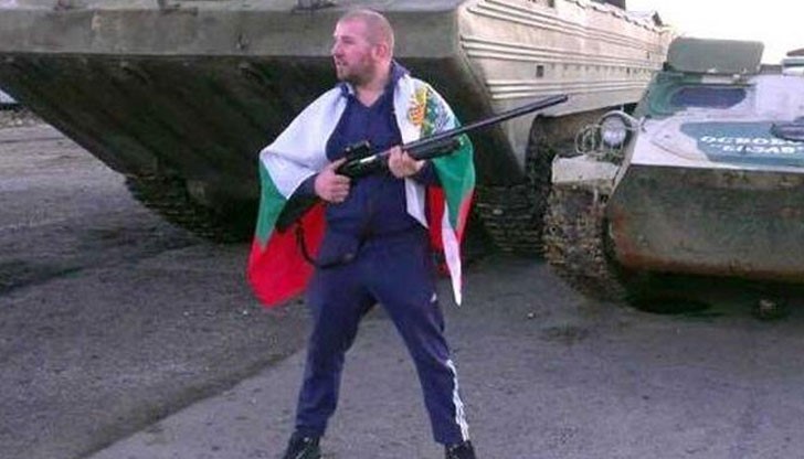 Ловецът на бежанци пак излезе на сцената