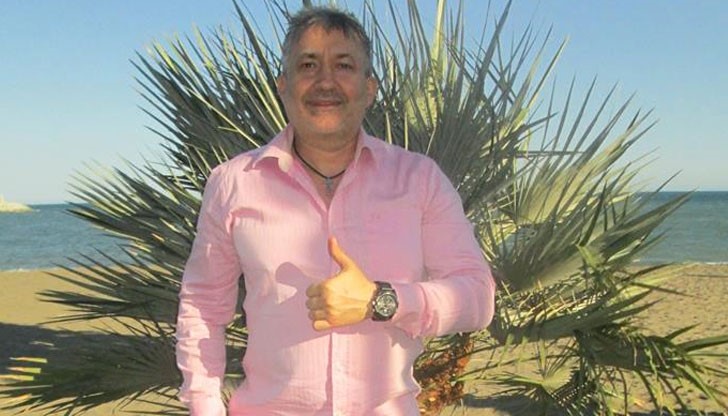 В социалната мрежа русенецът призовава масова чистка чрез разстрели на нашественици от космоса и техните слуги В социалната мрежа русенецът призовава масова чистка чрез разстрели на нашественици от космоса и техните слуги