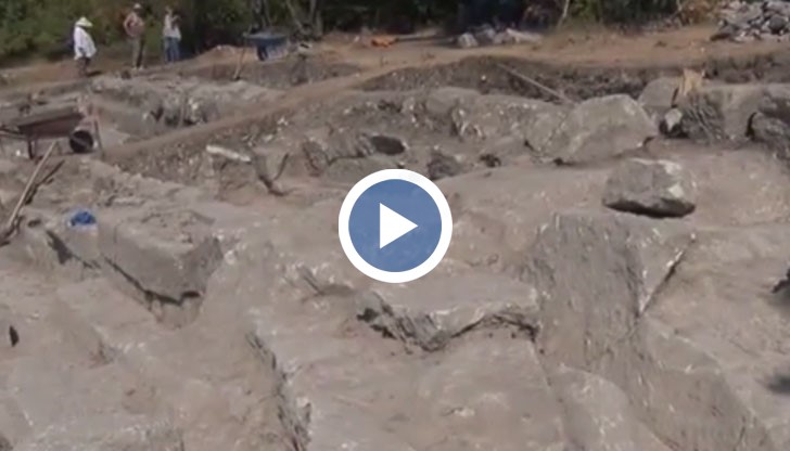 Църквата е била част от огромния град Перперикон