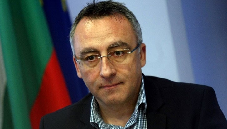 Заместник-министърът на образованието отговаря на наболели въпроси и проблеми Заместник-министърът на образованието отговаря на наболели въпроси и проблеми