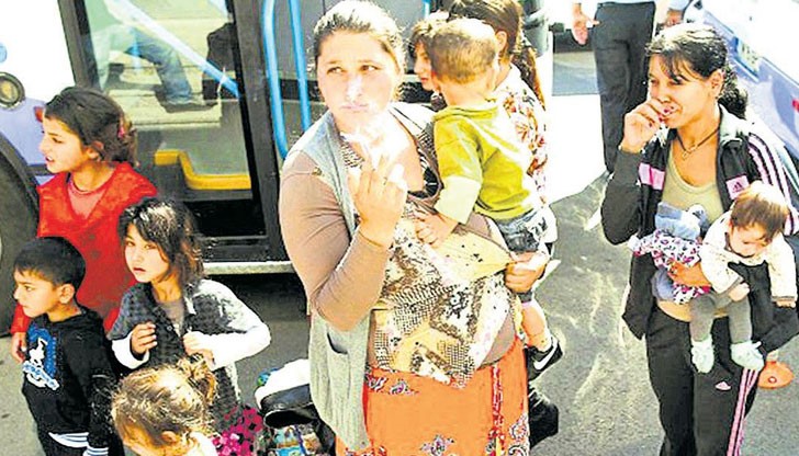 2490 непълнолетни майки получават помощи под формата на натура вместо пари на ръка 2490 непълнолетни майки получават помощи под формата на натура вместо пари на ръка