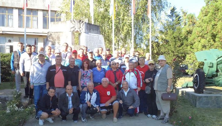 В него се включиха представители на запасните военни от АНКМРР в префектура Гюргево