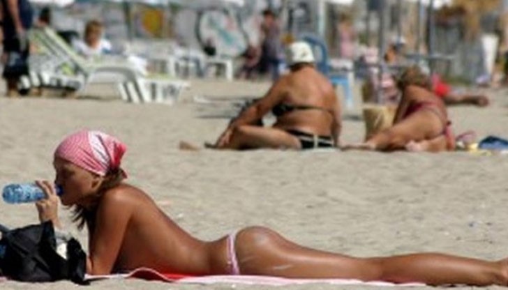 На българския пясък разграждането на характери и ценности е в плажна кърпа вързано