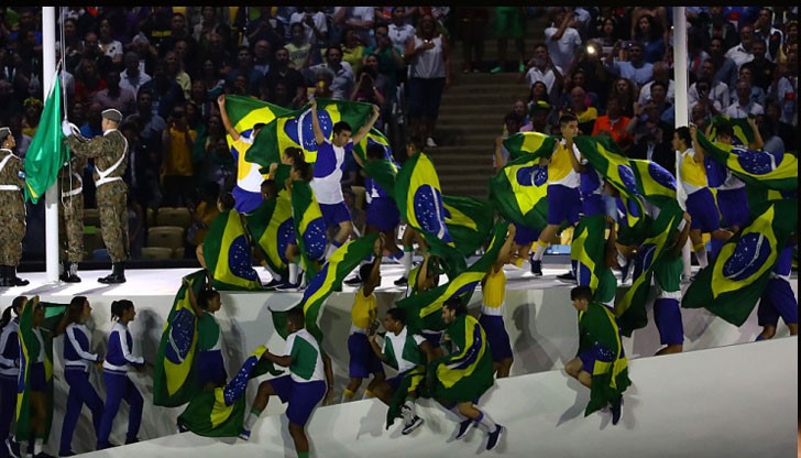 По време на четиричасовото откриване ще присъстват десетки държавни глави от целия свят