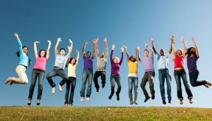 В България за първи път официално денят се отбелязва на 12 август, 2007 година В България за първи път официално денят се отбелязва на 12 август, 2007 година