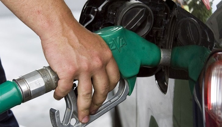 Промяната в цените на горивата у нас, въпреки поевтиняването на петрола